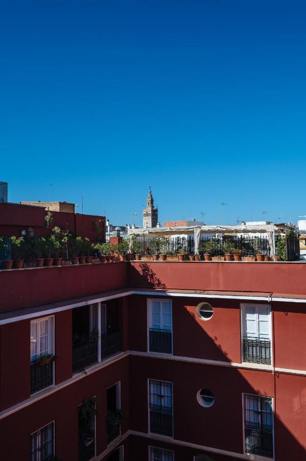 Lirio Suite Apartment - Private Parking Included Siviglia Esterno foto