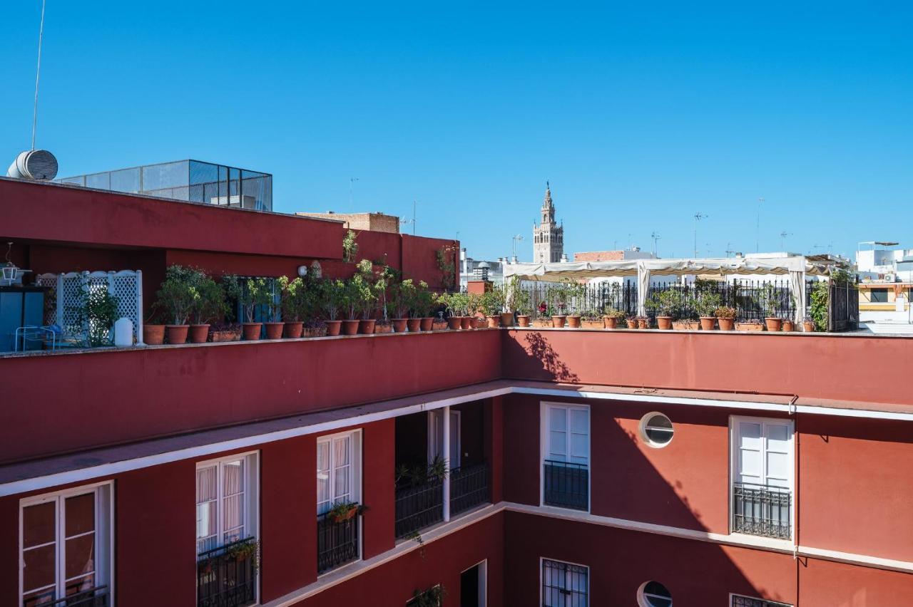 Lirio Suite Apartment - Private Parking Included Siviglia Esterno foto